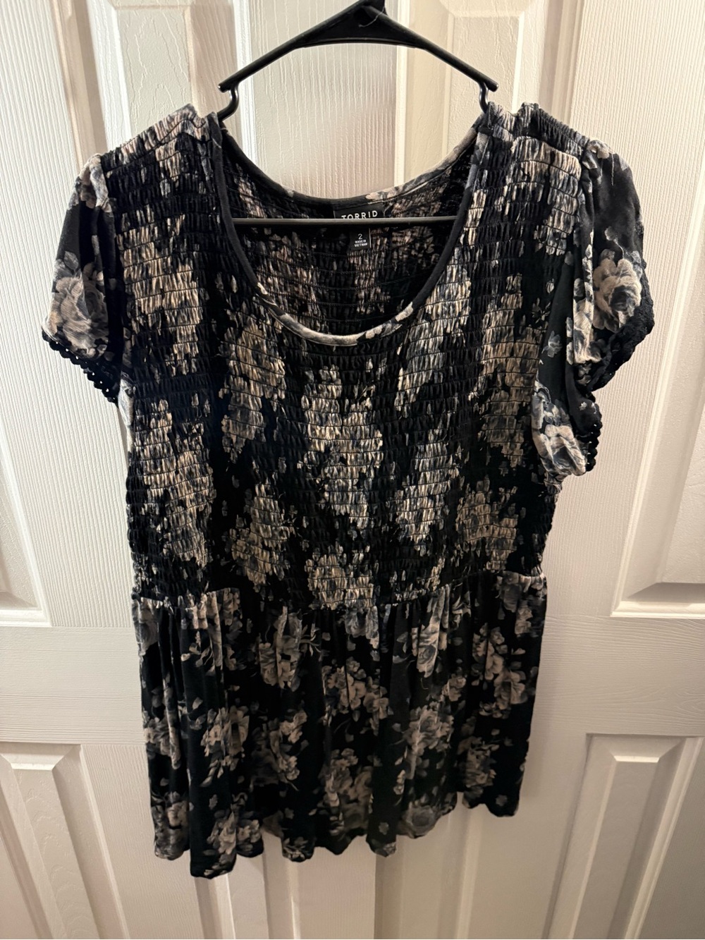 torrid Black Floral Smocked Peplum Tunic